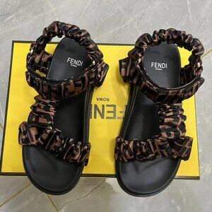 Stylish Fendi Black and Brown Women's Sandals